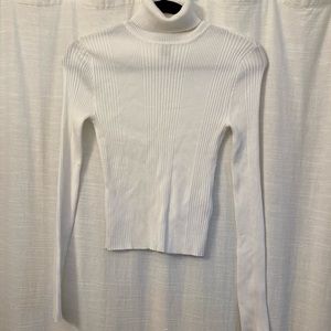 White turtleneck forever 21 medium